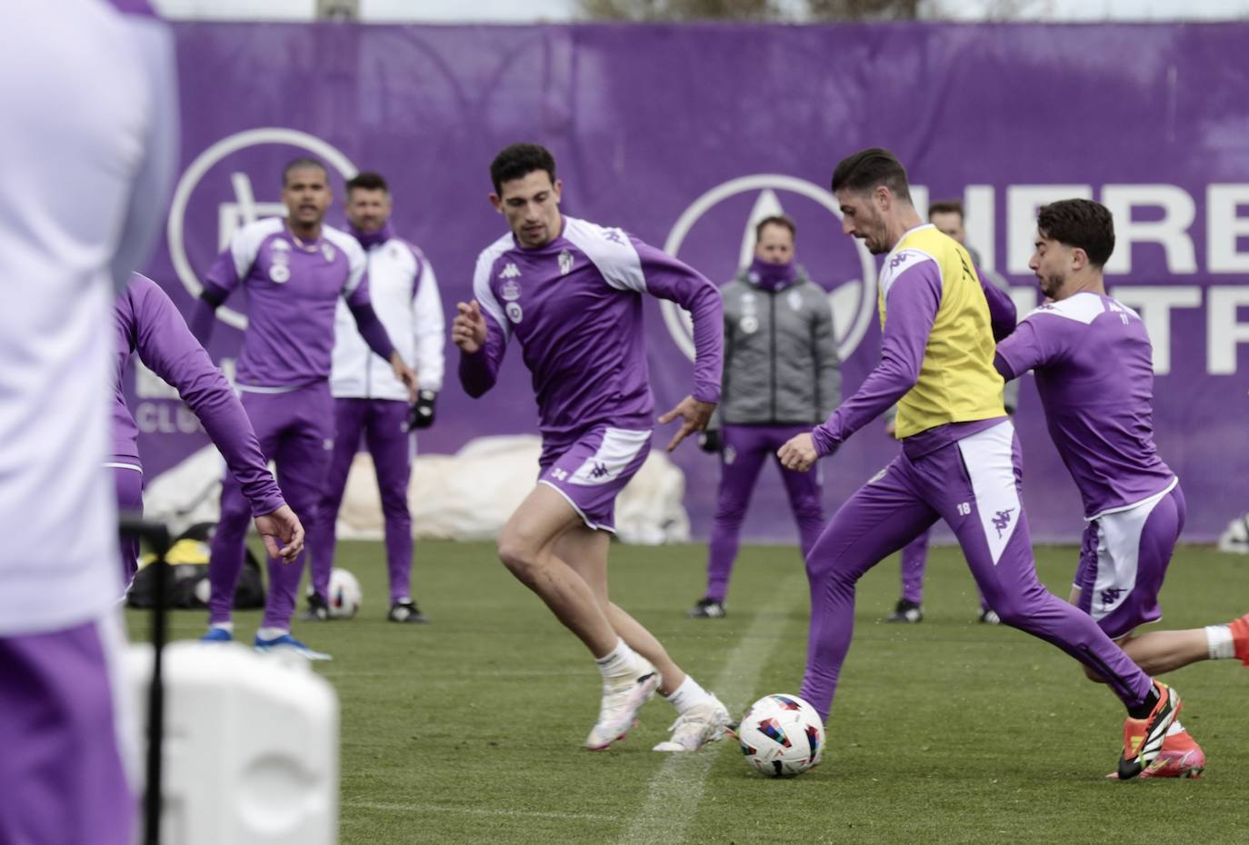 Las imágenes del entrenamiento a puerta abierta del Real Valladolid