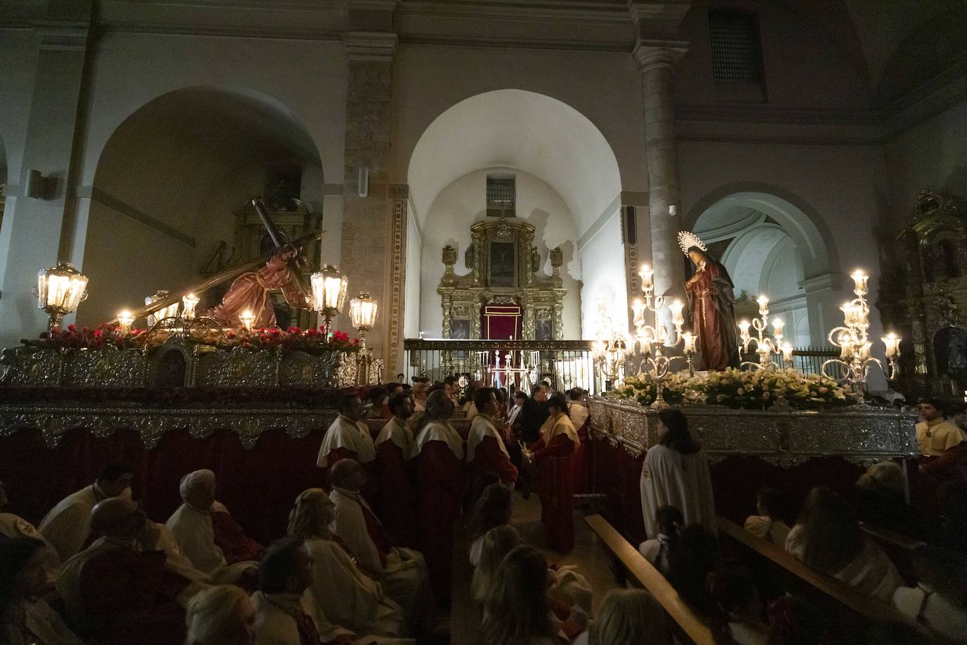 Las lágrimas de los cofrades por la suspensión de la procesión del Encuentro