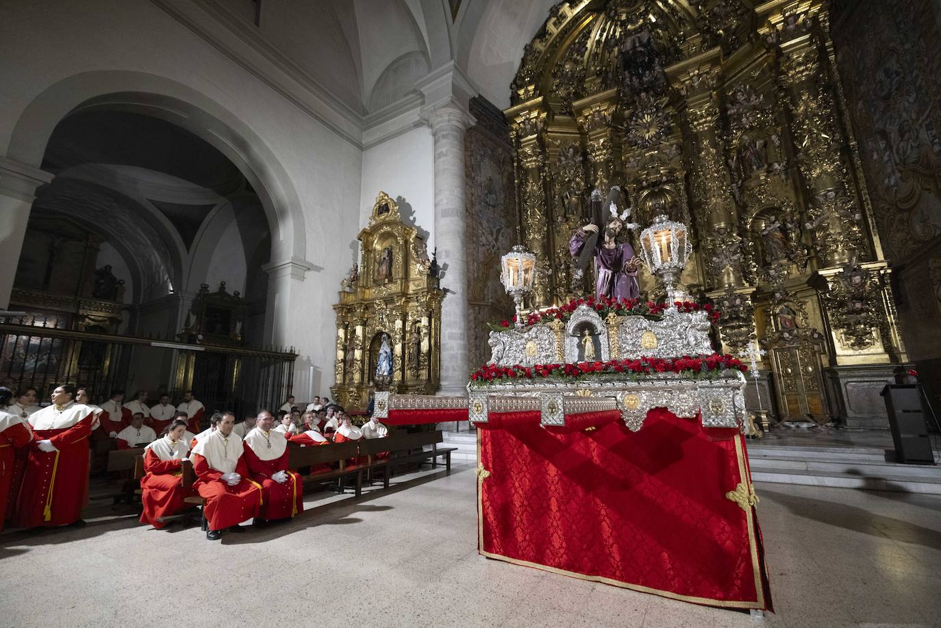 Las lágrimas de los cofrades por la suspensión de la procesión del Encuentro