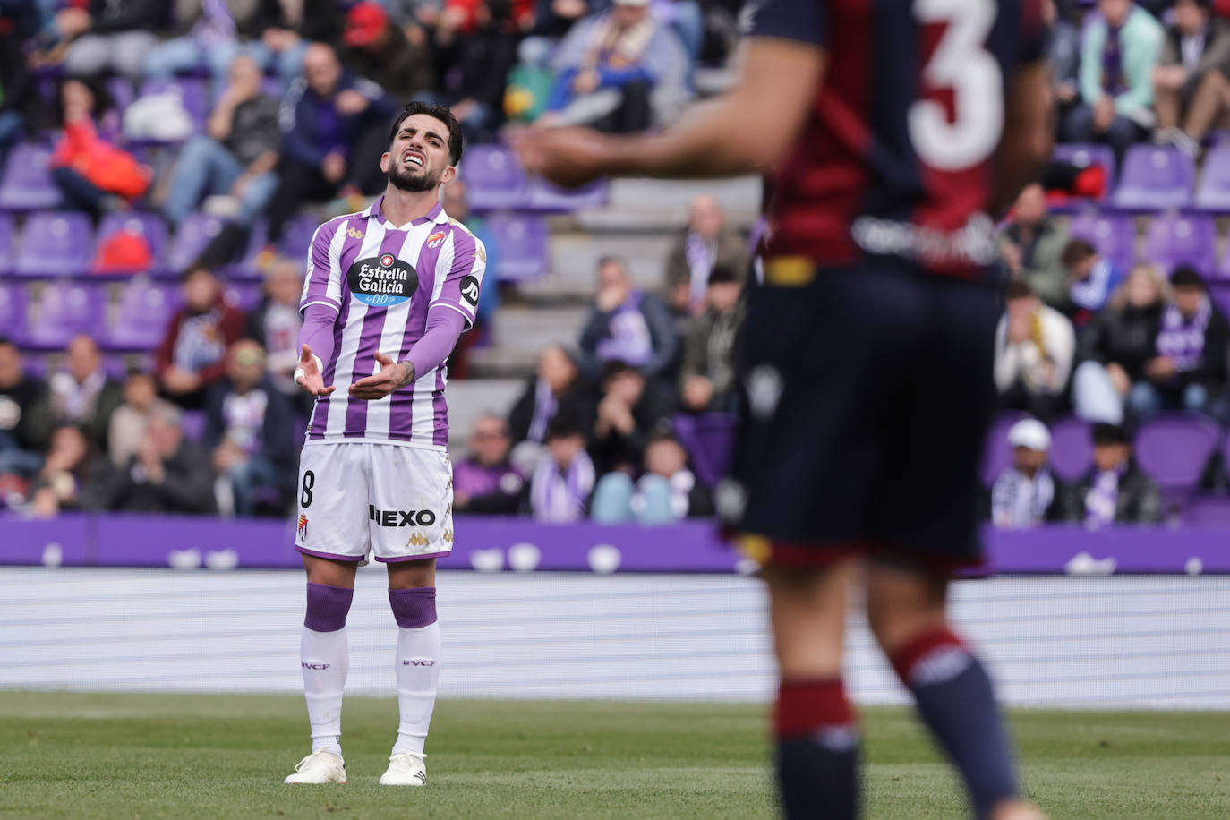 Las imágenes del partido entre el Real Valladolid y el Levante