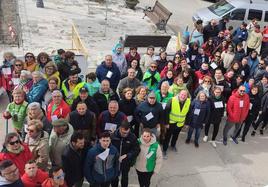 Participantes en la marcha de Alcazarén.