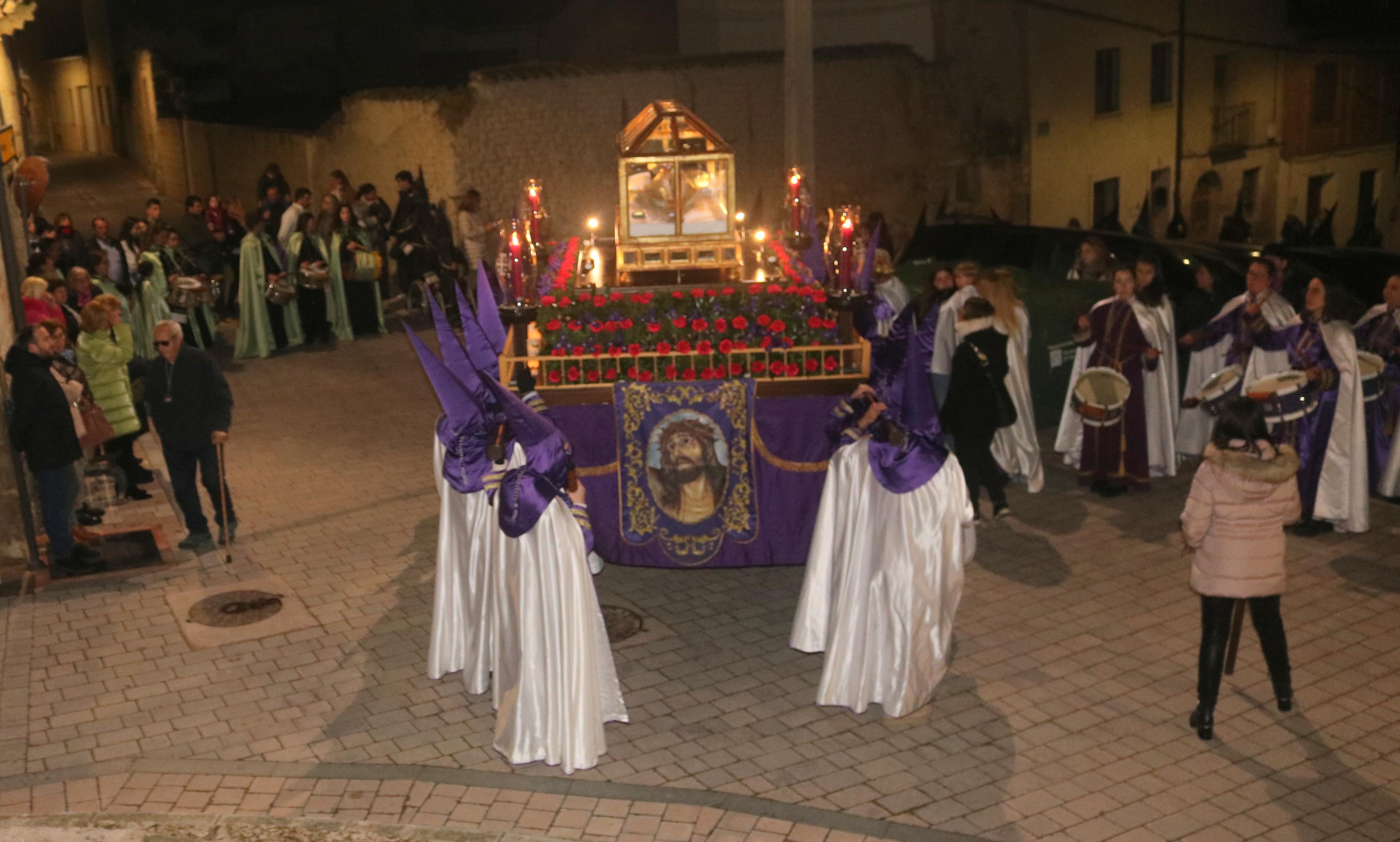 Procesión del Silencio y la Luz en Baltanás