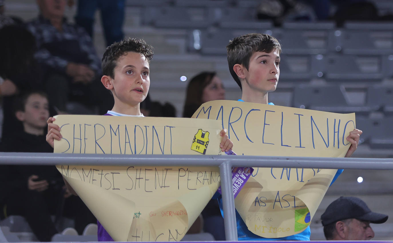 Zunder Palencia-Lenovo Tenerife: Búscate en la grada