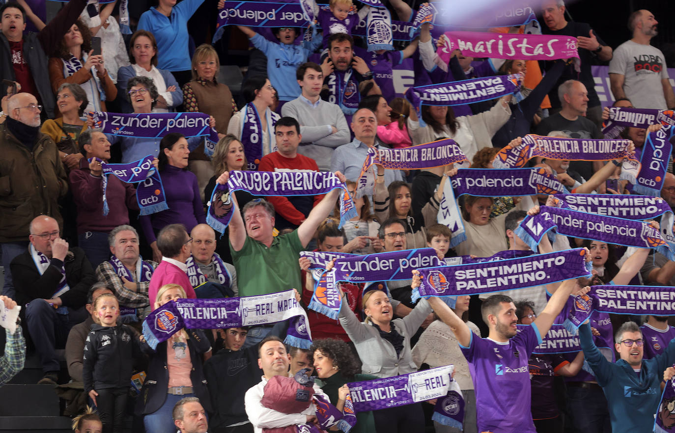 Zunder Palencia-Lenovo Tenerife: Búscate en la grada