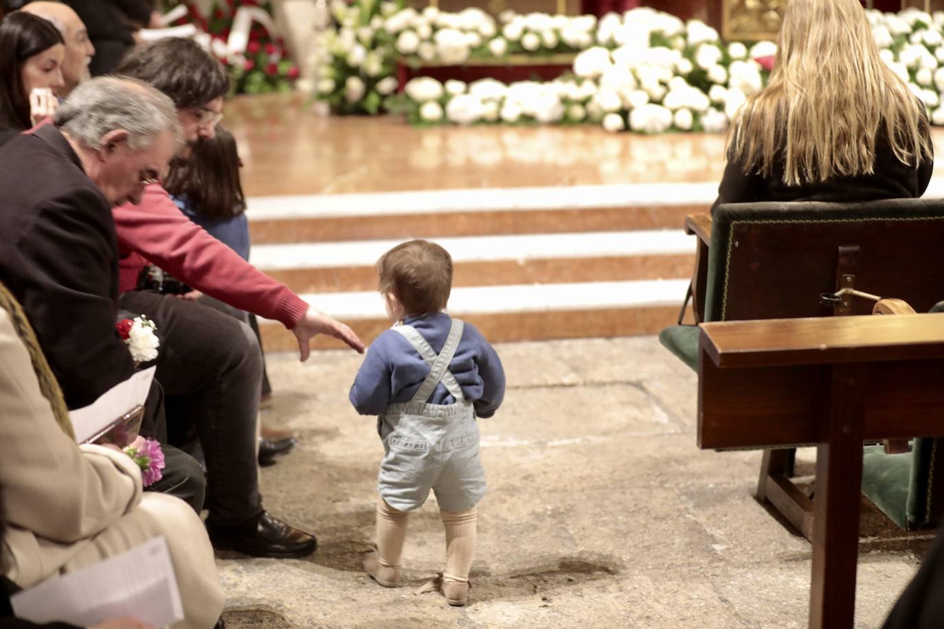 Ofrecimiento de los dolores de Valladolid a la Santísima Virgen