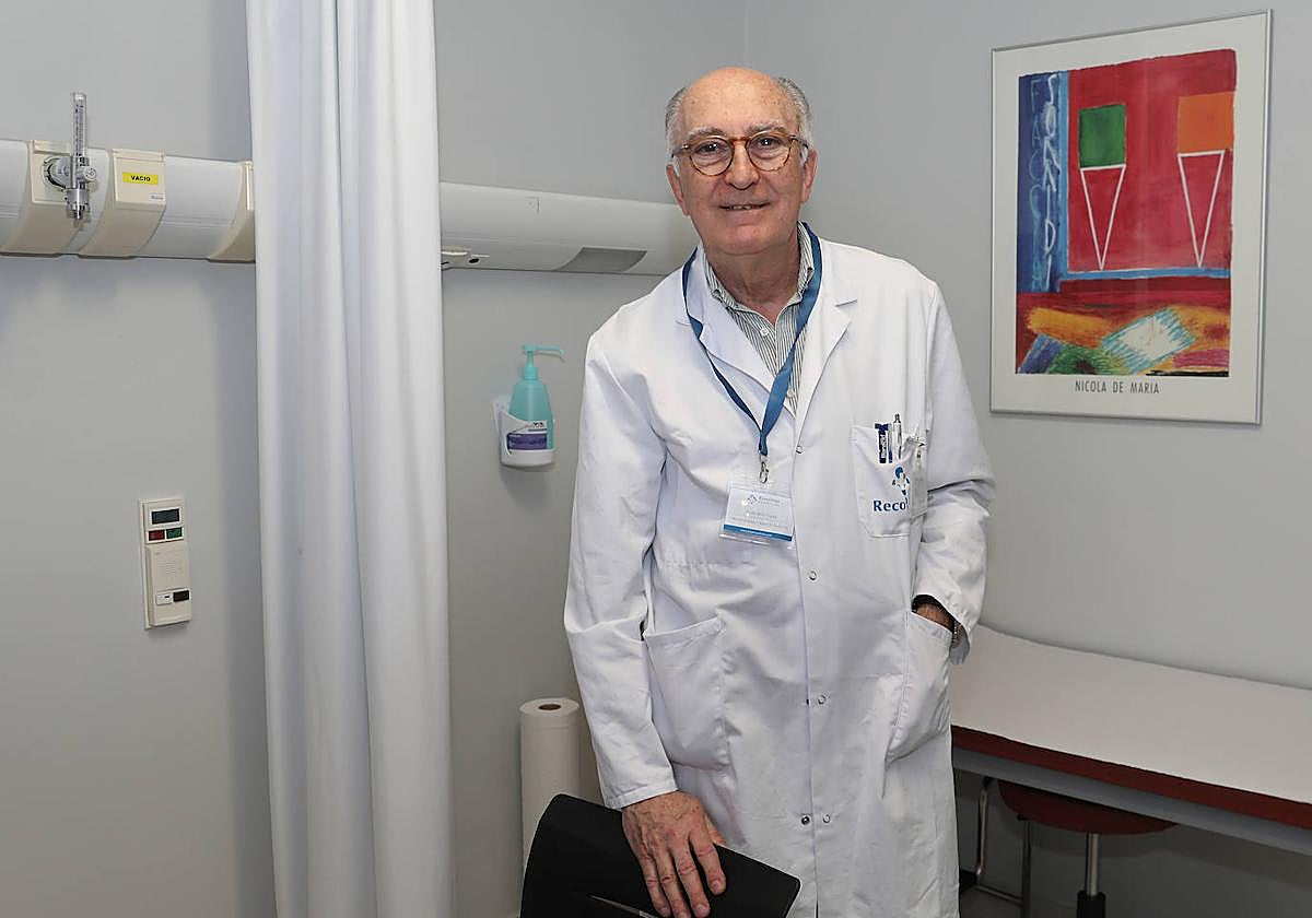 Francisco José del Riego, en su consulta.