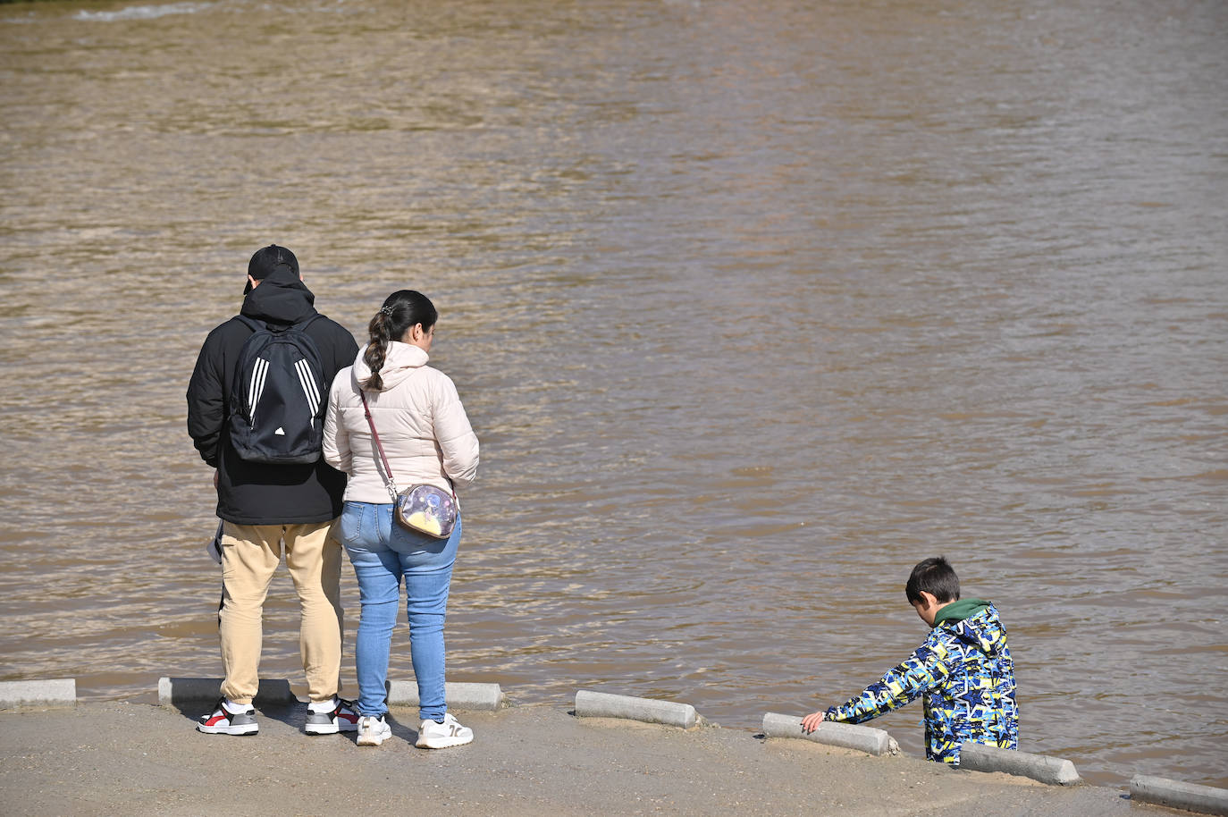 Crecida en los ríos de Valladolid después del temporal Nelson