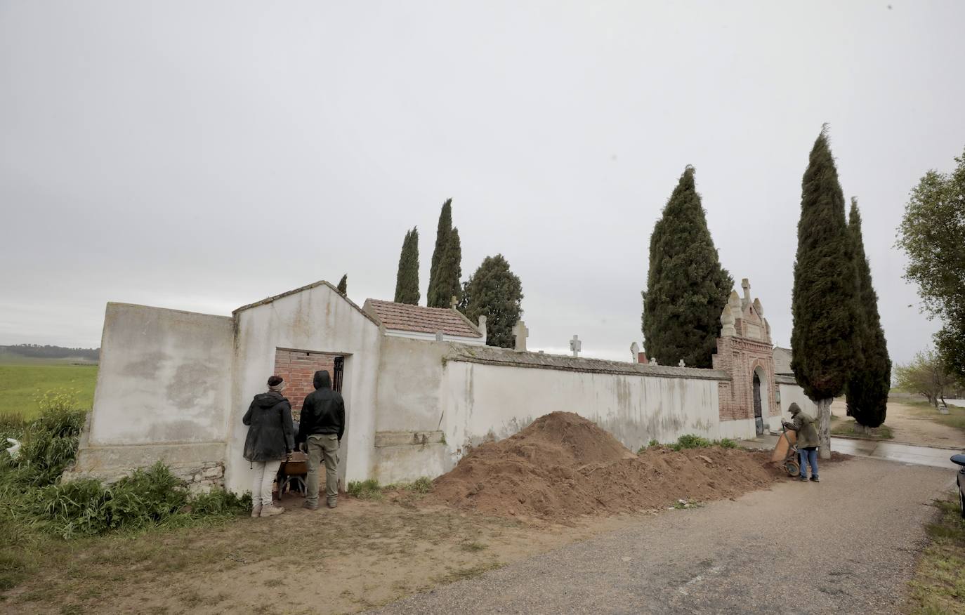 Así fue la exhumación de los restos de Pedro de la Calle en Mojados