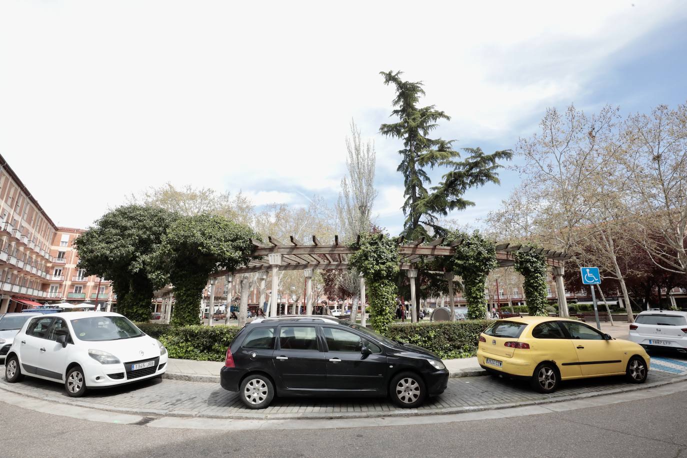 Paseo fotográfico por la plaza de las Batallas