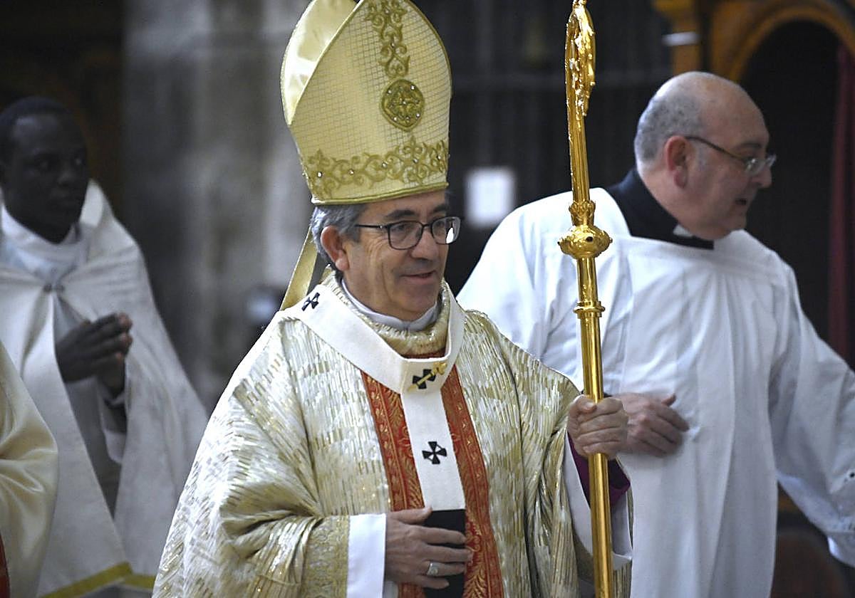 Luis Argüello durante la misa de Jueves Santo.