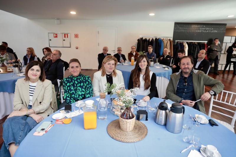 Asistentes a la Jornada de Innovación en el Campo de Castilla y León (1/2)