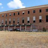 El colegio de Huérfanos de Ferroviarios llega a la Lista Roja del Patrimonio