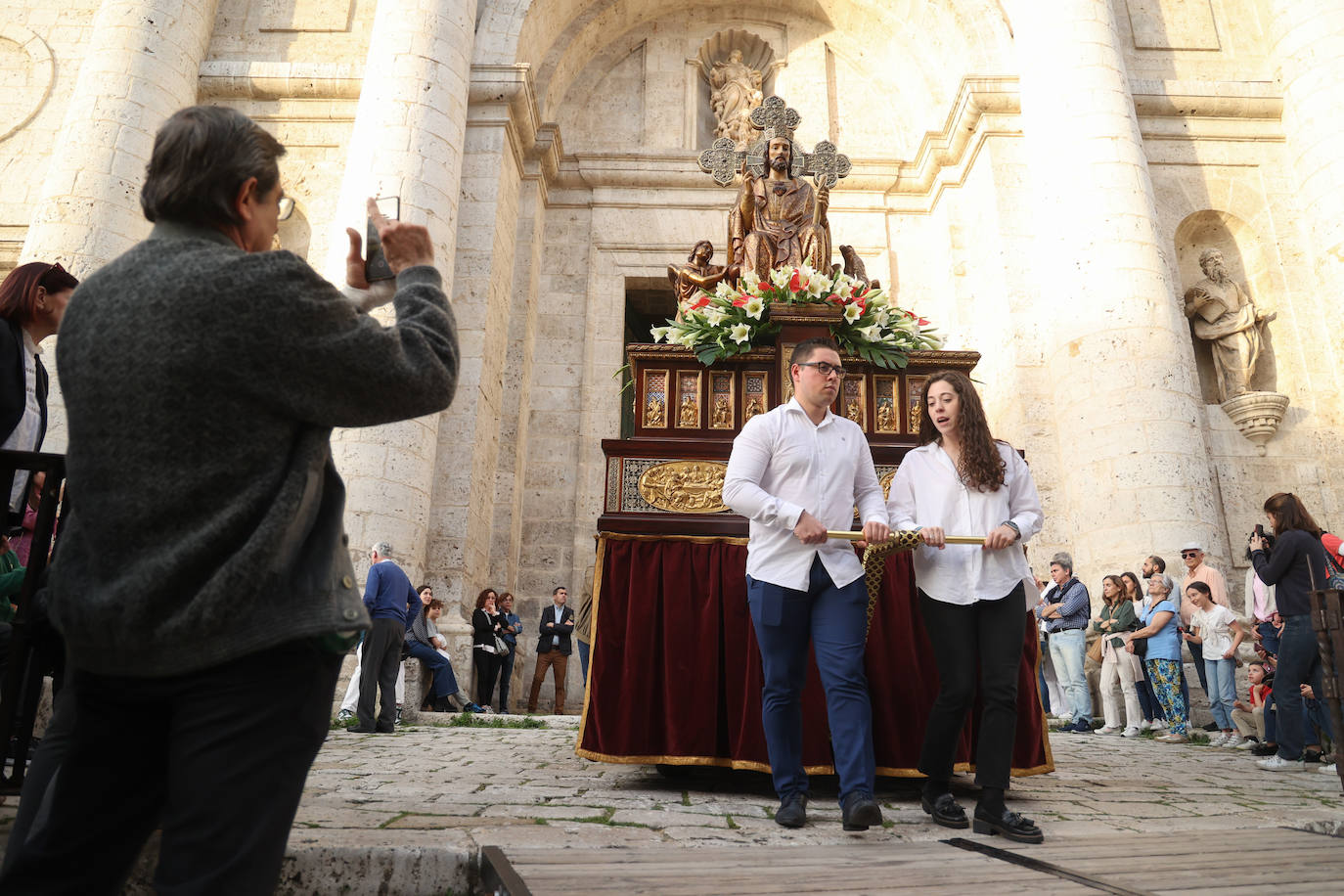 Las imágenes de la procesión de los jóvenes en el jubileo diocesano