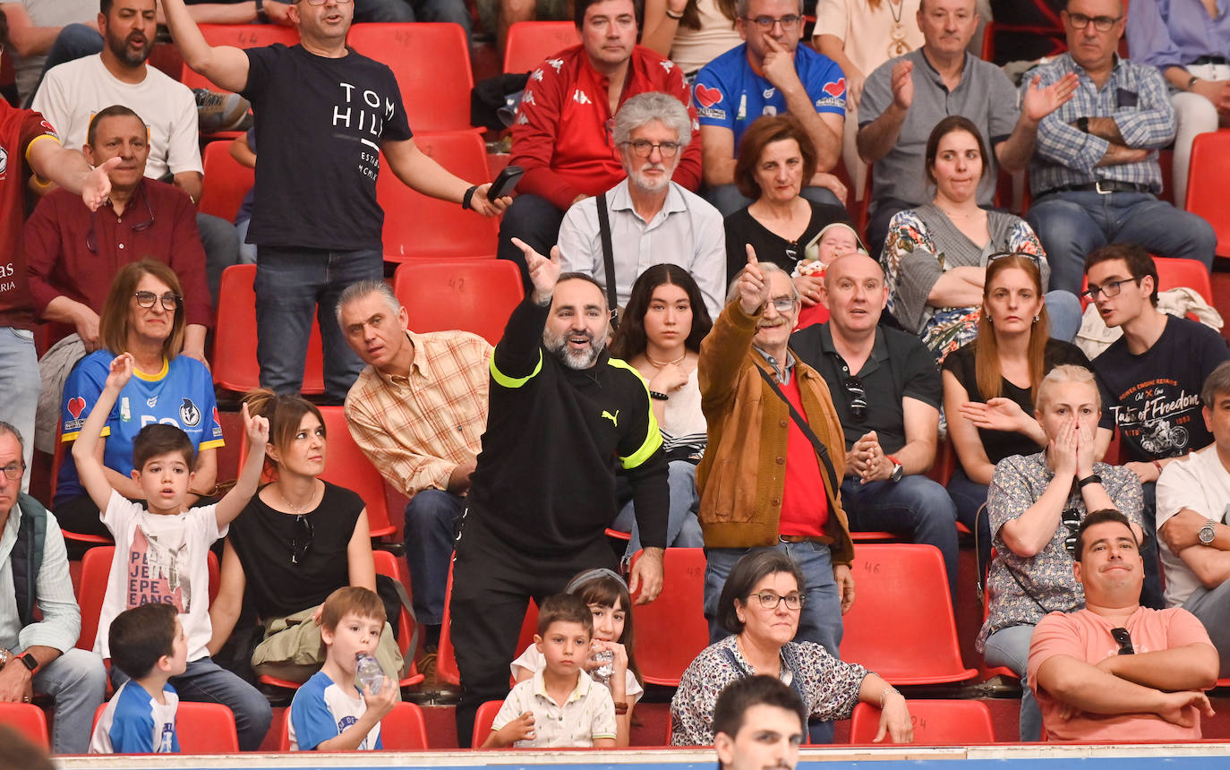 Las imágenes del partido Recoletas Atlético Valladolid-Viveros Herol Nava