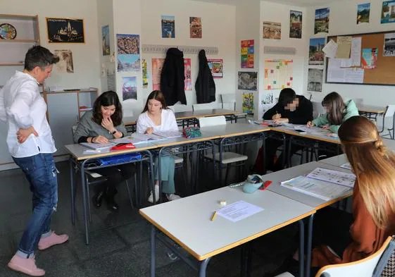 Clase de francés en la Escuela de Idiomas.