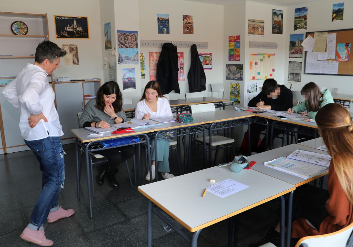 Clase de francés en la Escuela de Idiomas.