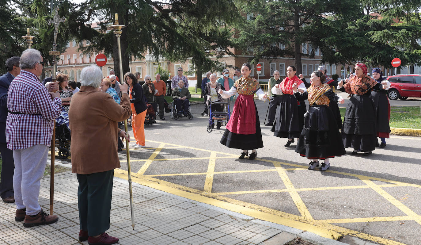 La residencia de mayores celebra la procesión de San Telmo