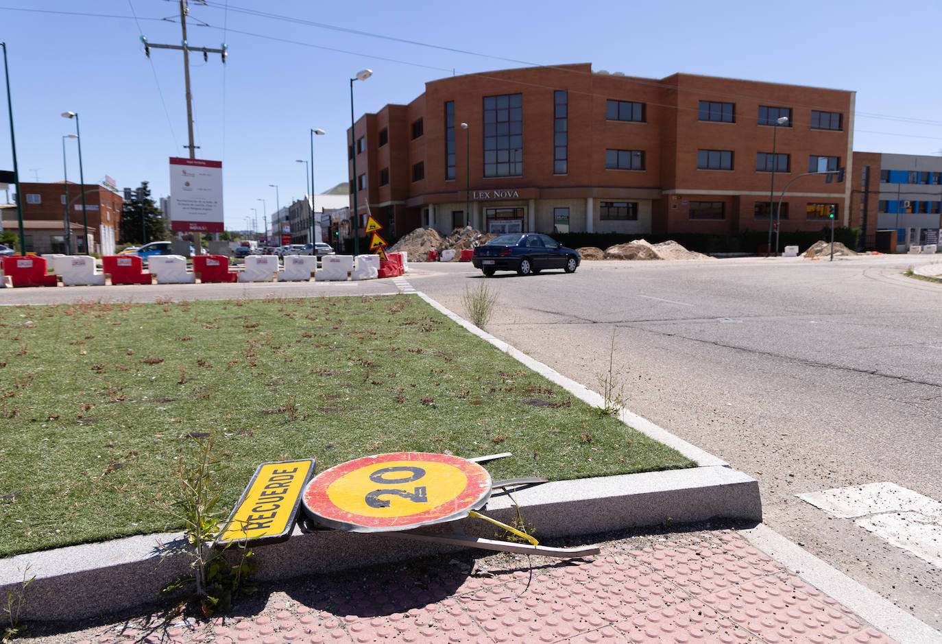 Las imágenes de las obras eternas de la avenida de El Norte de Castilla