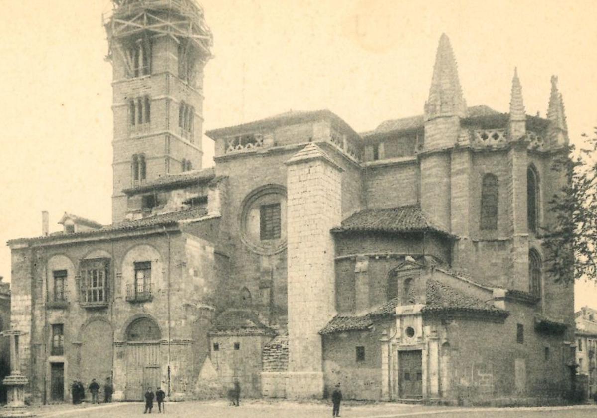 Iglesia de Santa María La Antigua a principios del siglo XX.