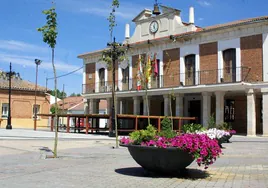 Plaza Mayor de Viana de Cega.