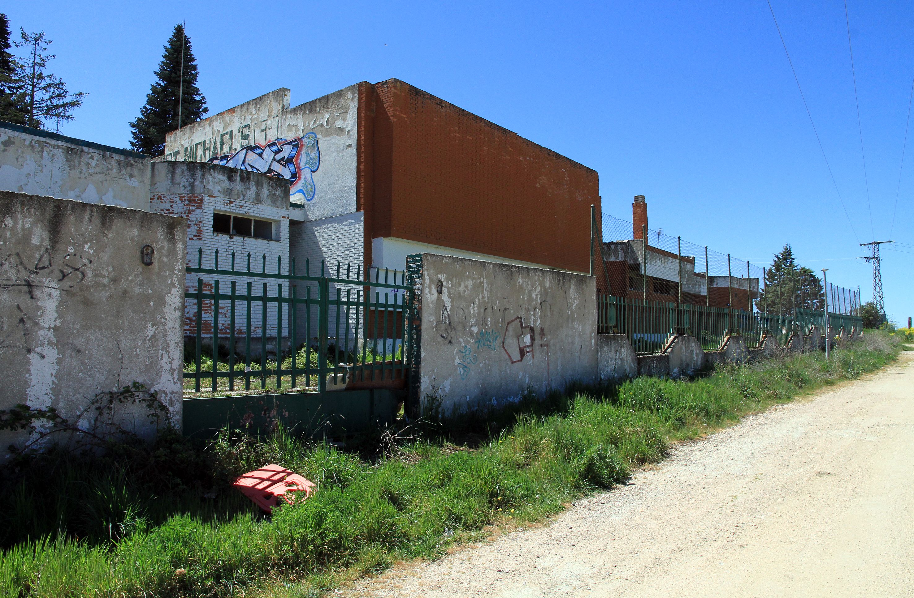 El estado del colegio Saint Michael, en imágenes