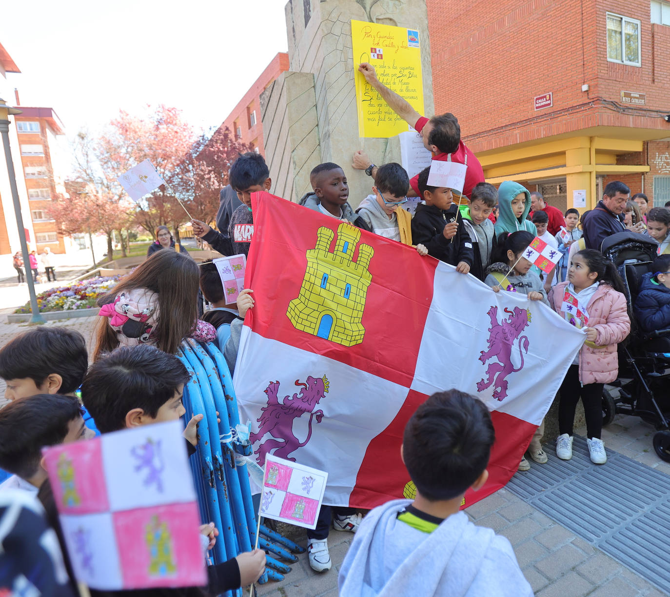 El colegio Pan y Guindas celebra el Día de Castilla y León