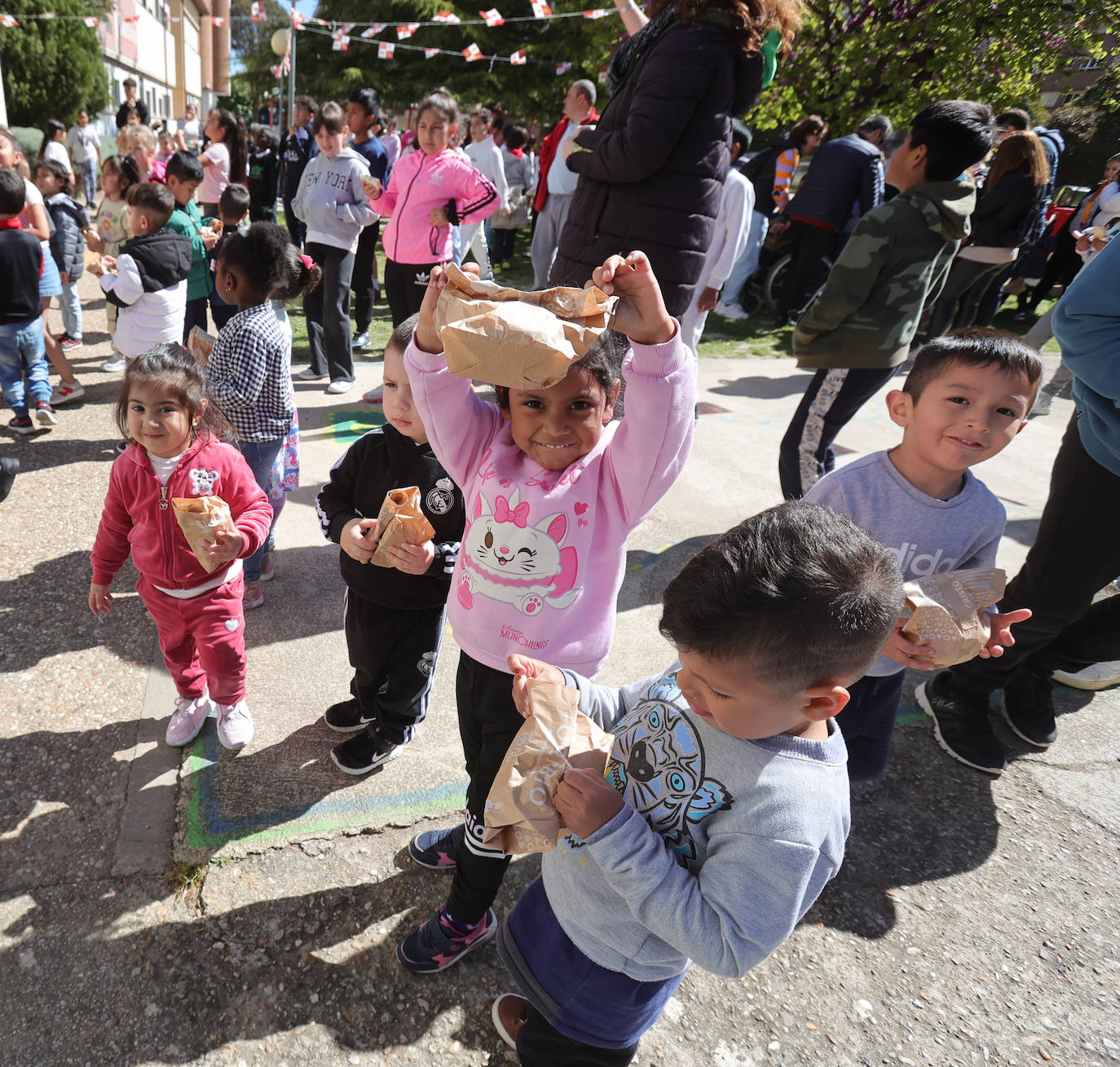 El colegio Pan y Guindas celebra el Día de Castilla y León