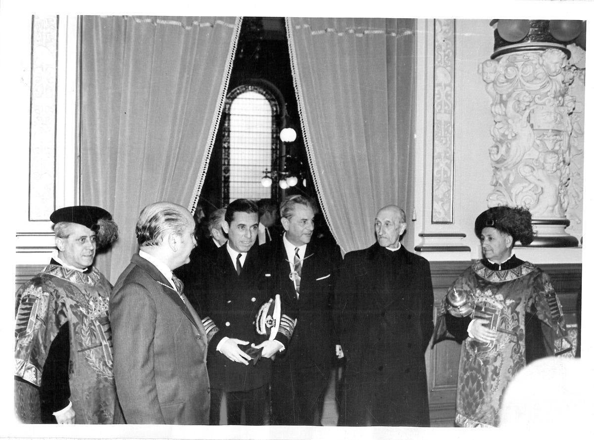 Inauguración de la Casa-Museo Colón en Valladolid. Acto en el Ayuntamiento, en 1968.