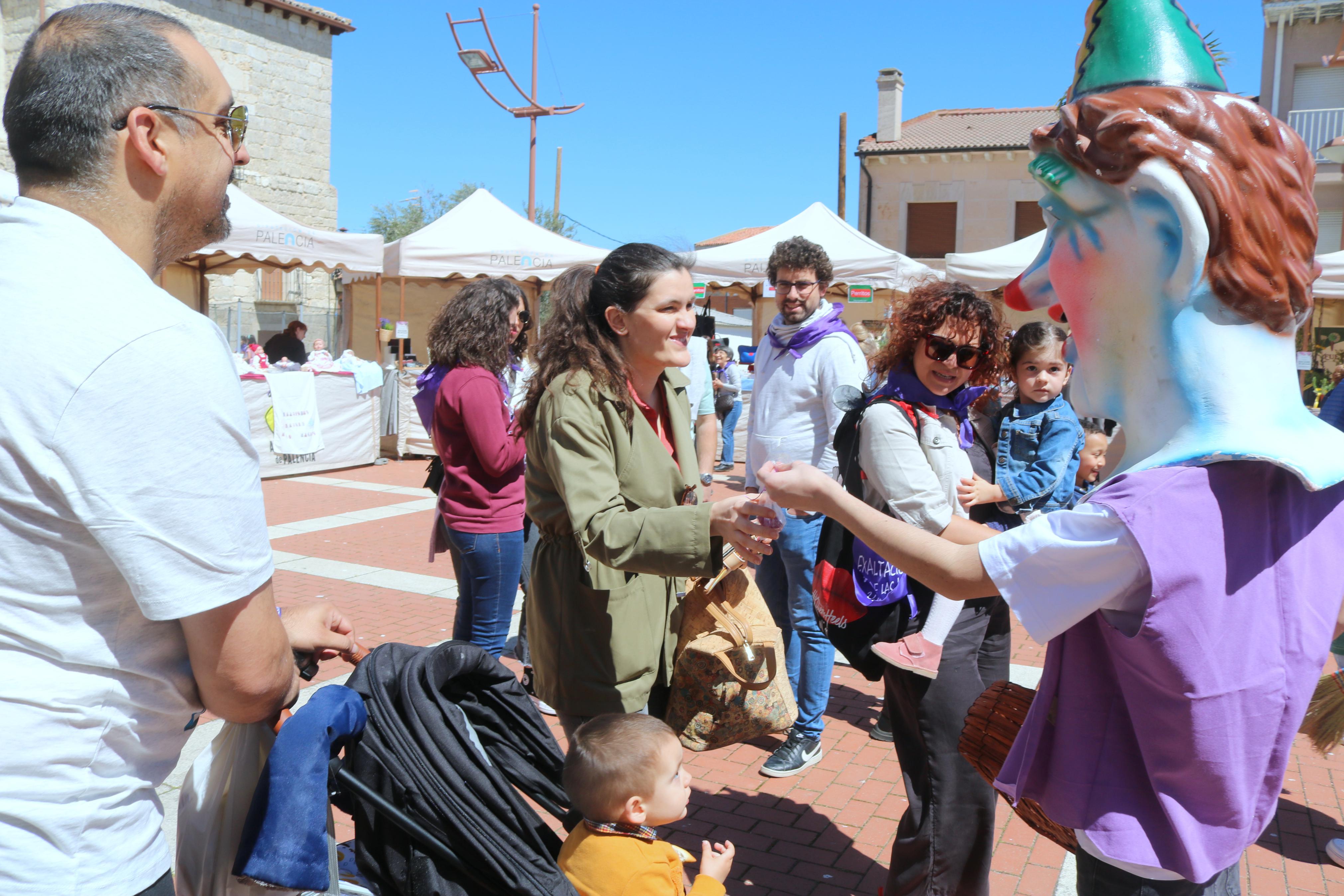 IV Feria de Exaltación de las Lilas en Villaviudas