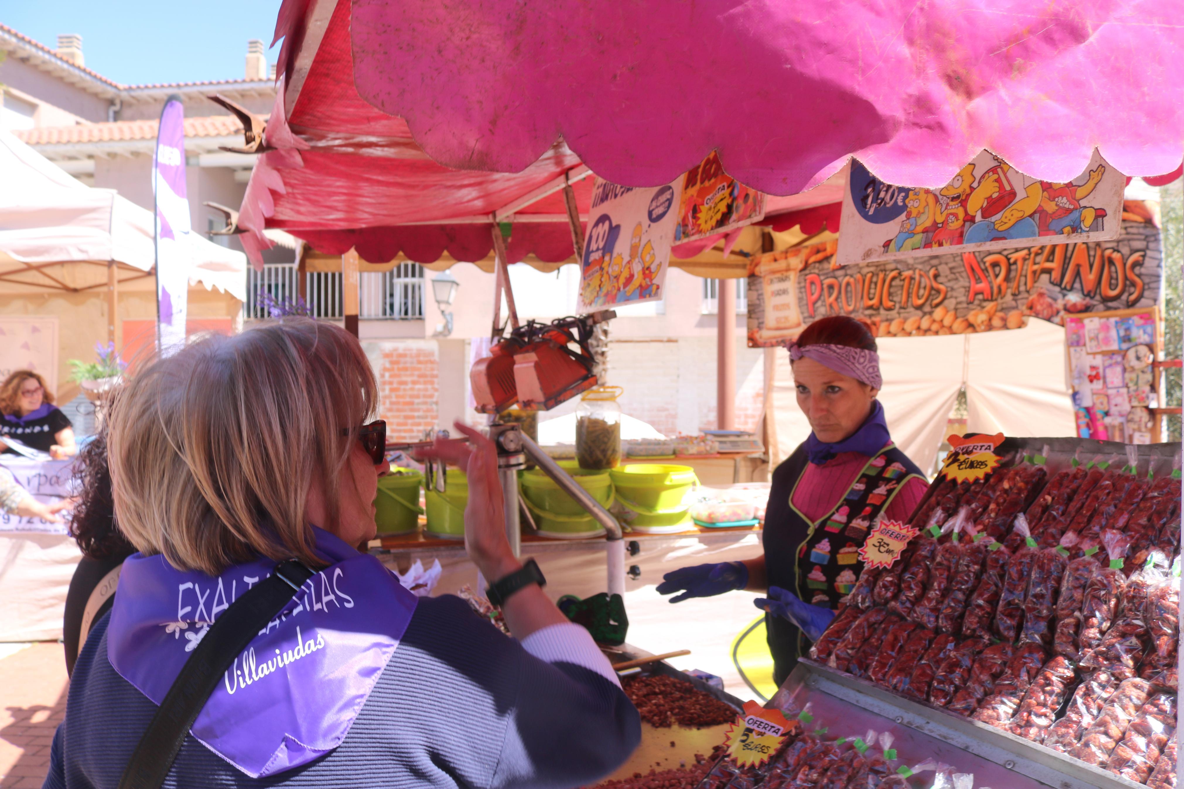 IV Feria de Exaltación de las Lilas en Villaviudas