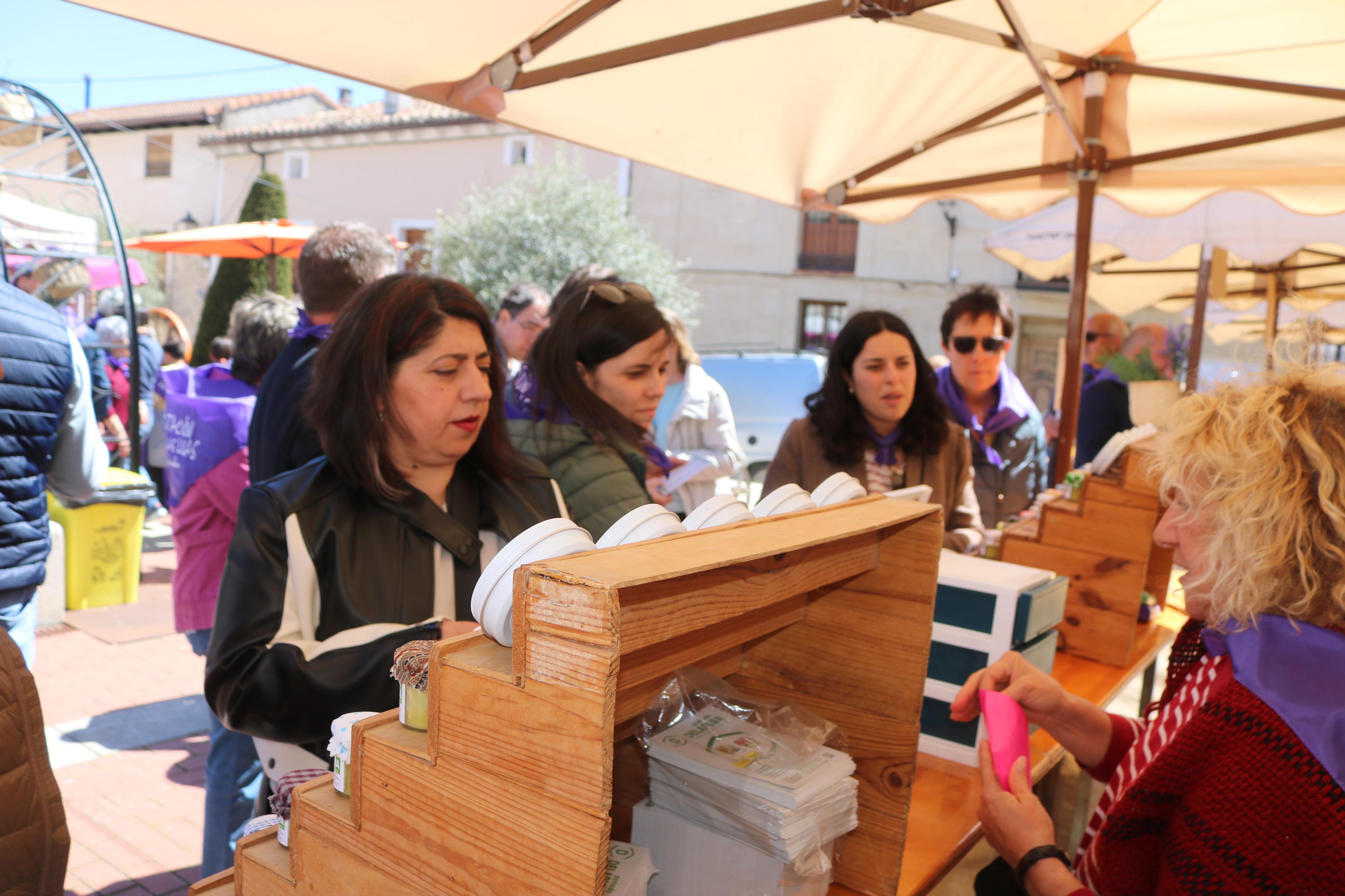 IV Feria de Exaltación de las Lilas en Villaviudas