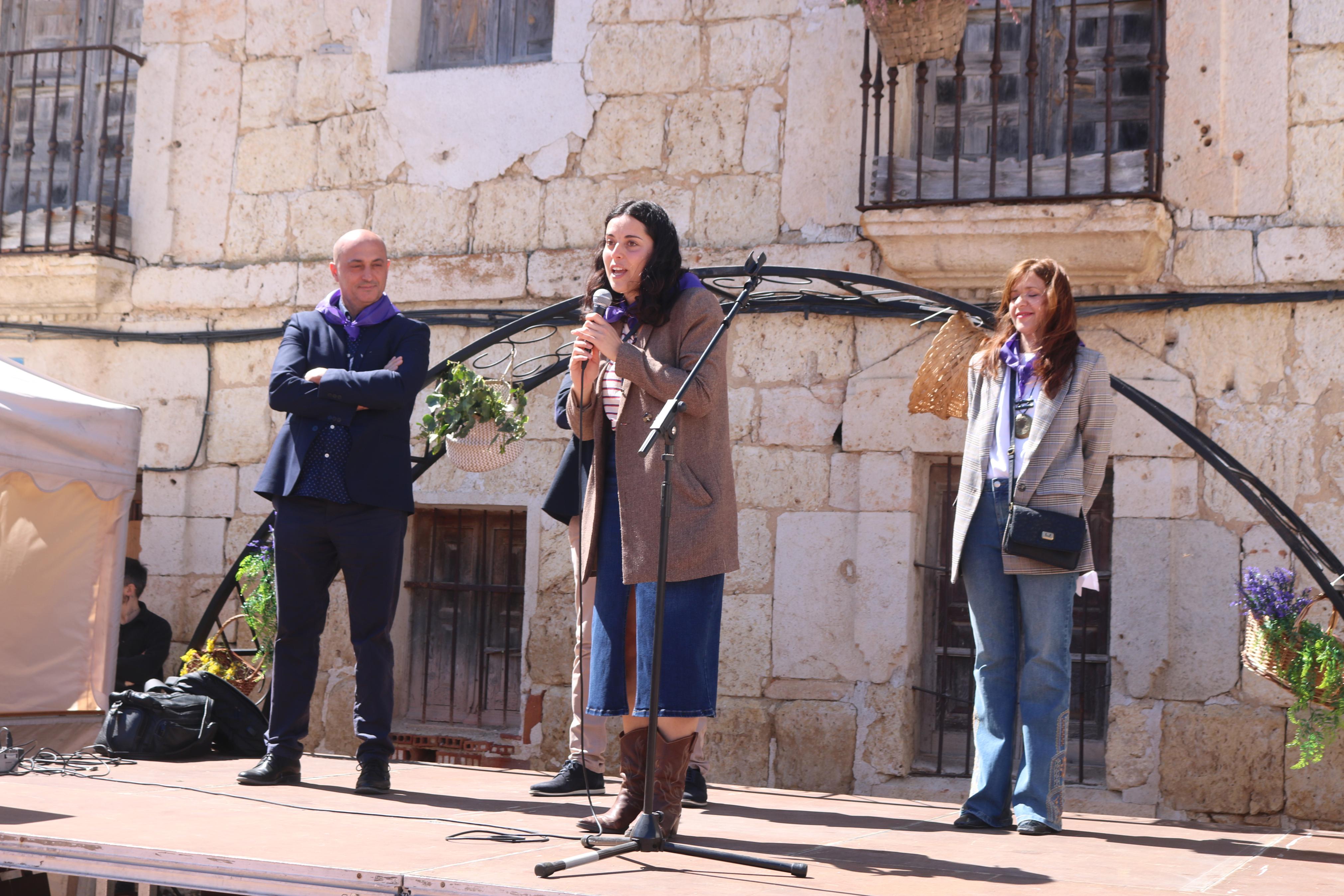 IV Feria de Exaltación de las Lilas en Villaviudas