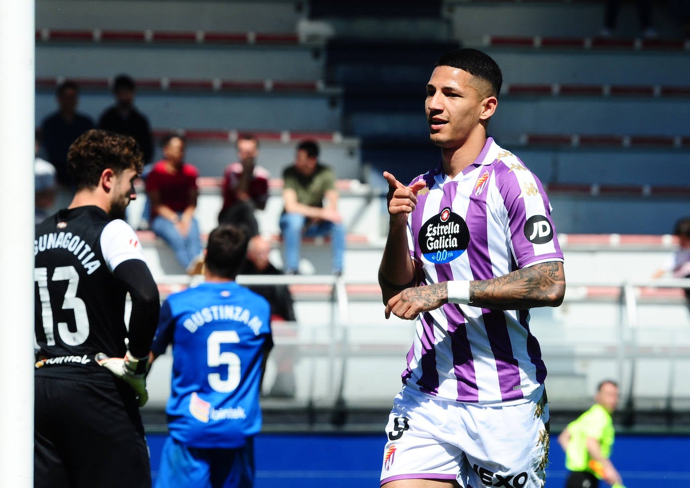 Amorebieta 0 - 3 Real Valladolid