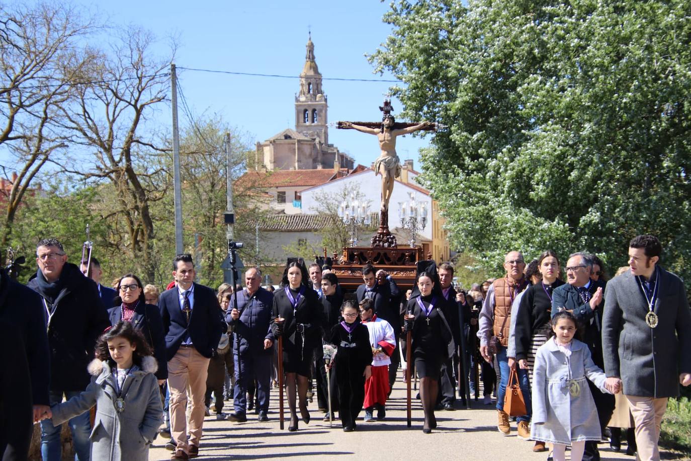 Procesión del Cristo de la Pasión hasta el cementerio