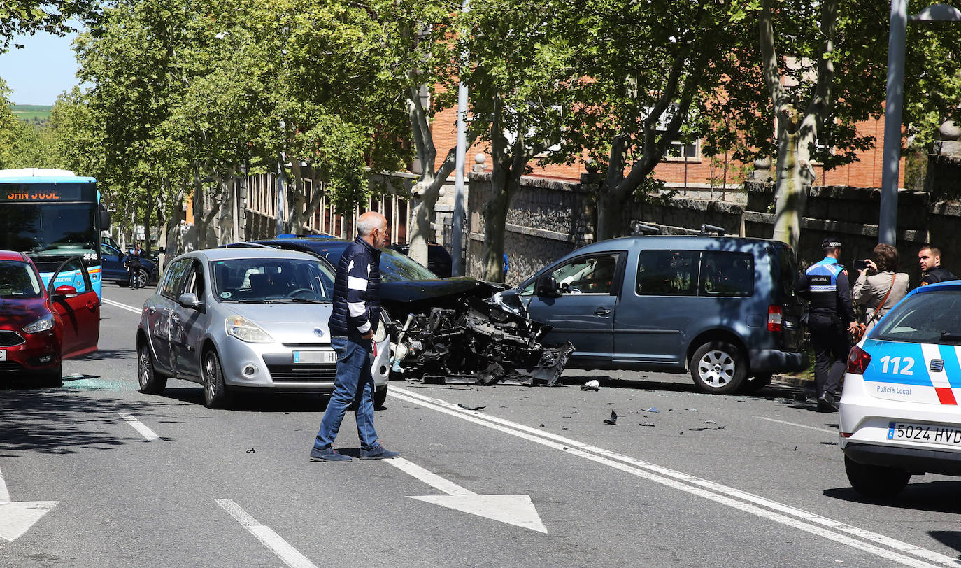 Fotografías del accidente en la avenida Padre Claret