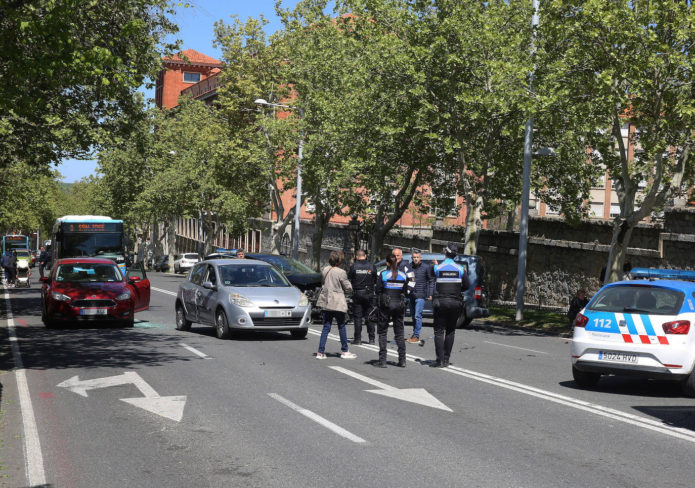 Fotografías del accidente en la avenida Padre Claret