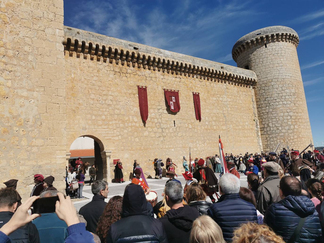 Éxito de público en el Mercado Comunero de Torrelobatón