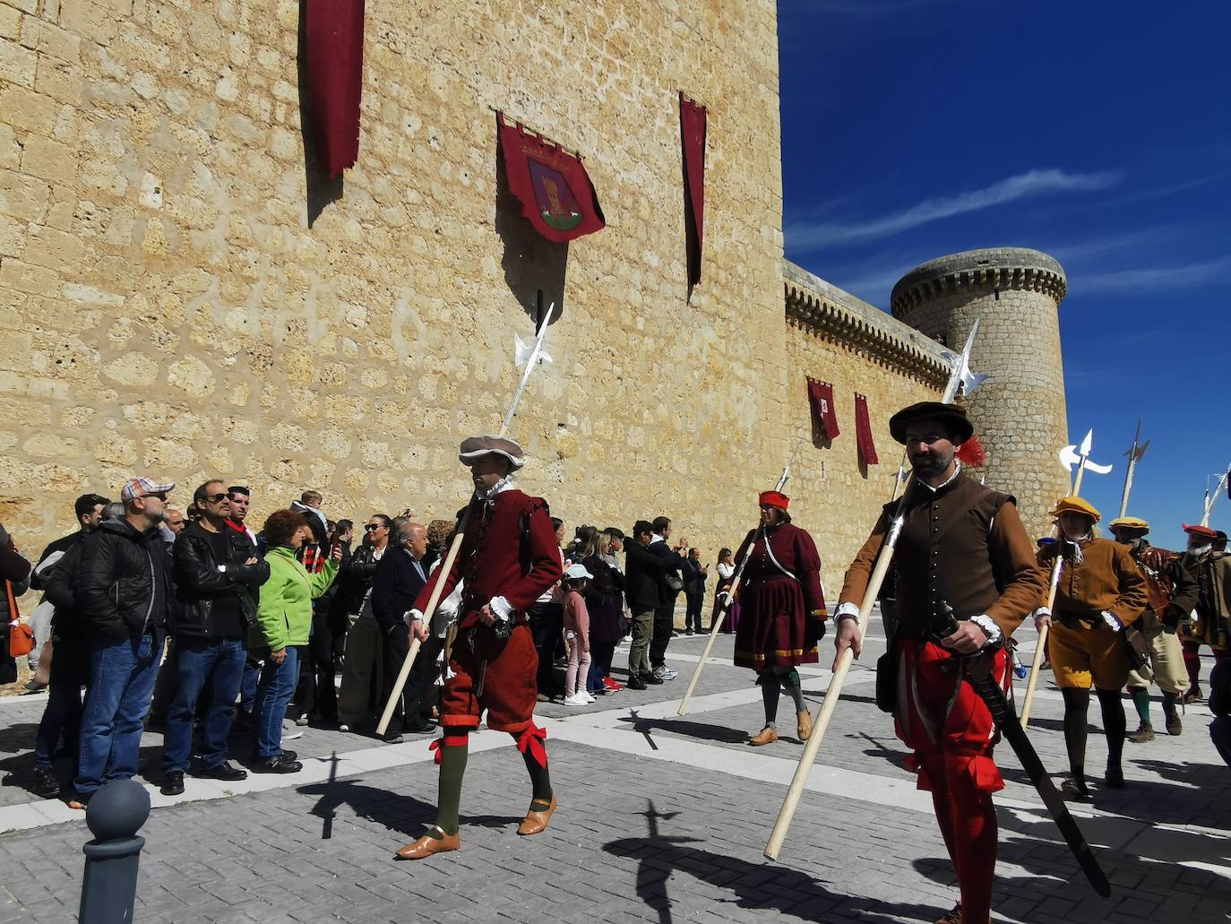 Éxito de público en el Mercado Comunero de Torrelobatón