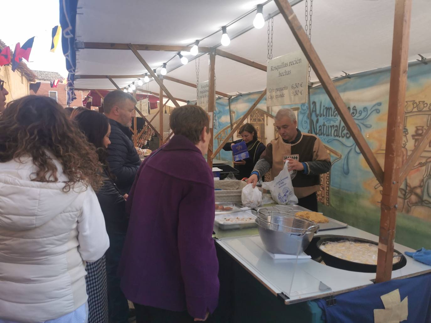 Éxito de público en el Mercado Comunero de Torrelobatón