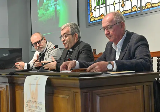 Desde la izquierda, Javier Viver, Luis Argüello y Carlos Polanco.