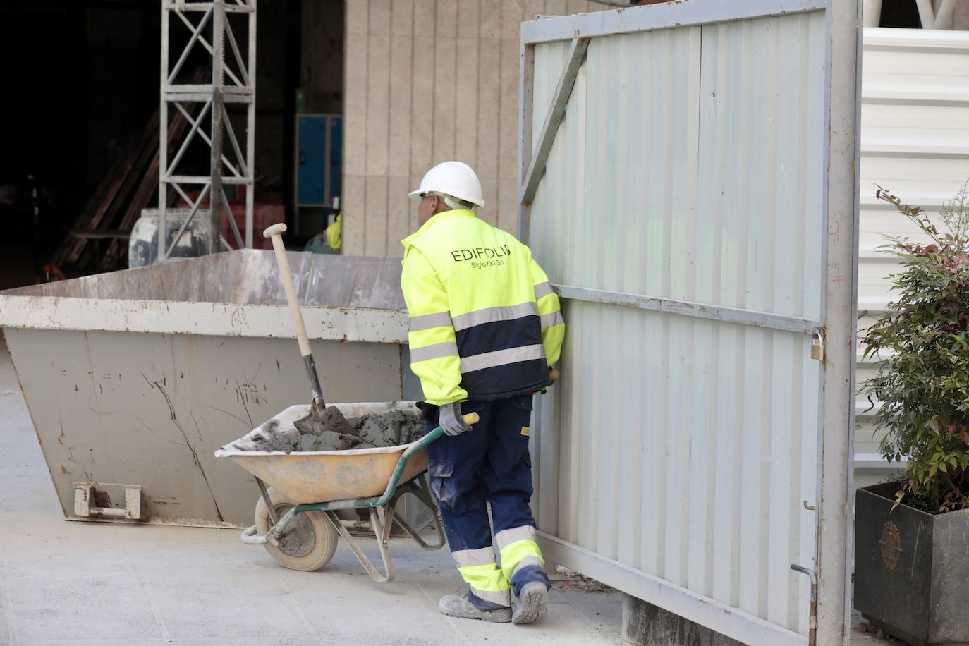 Obras en el antiguo edificio de El Corte Inglés de Valladolid