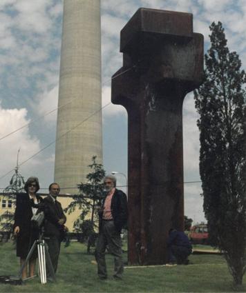 Lorenzo Frechilla, en junio de 1988, durante la inauguración de la escultura de acero de seis metros junto al 'Pirulí' de TVE.