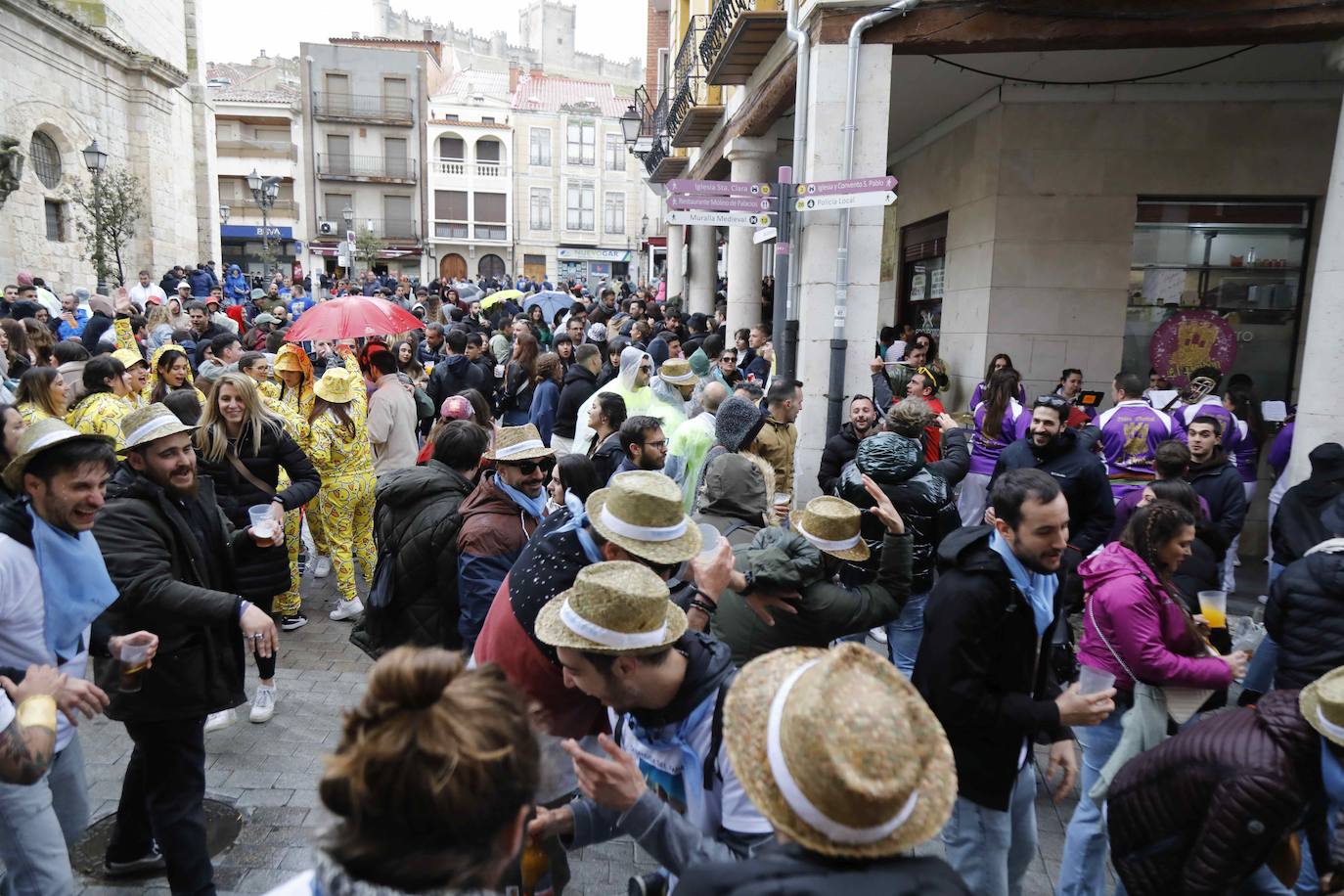 Las charangas de Peñafiel, en imágenes