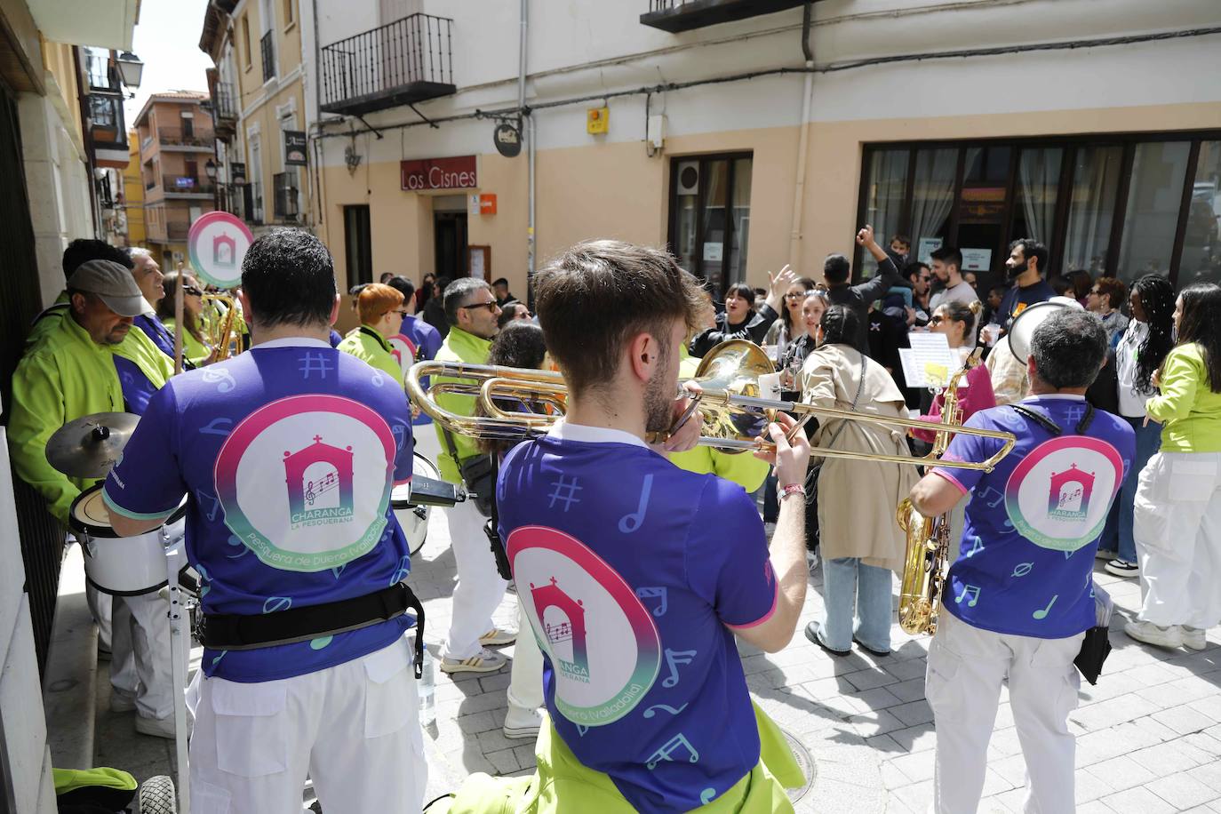La segunda jornada de charangas de Peñafiel, en imágenes
