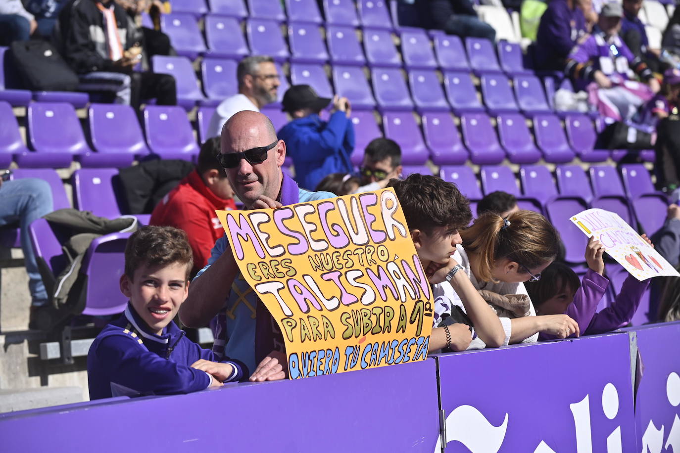 Búscate en la grada del estadio José Zorrilla (3/4)