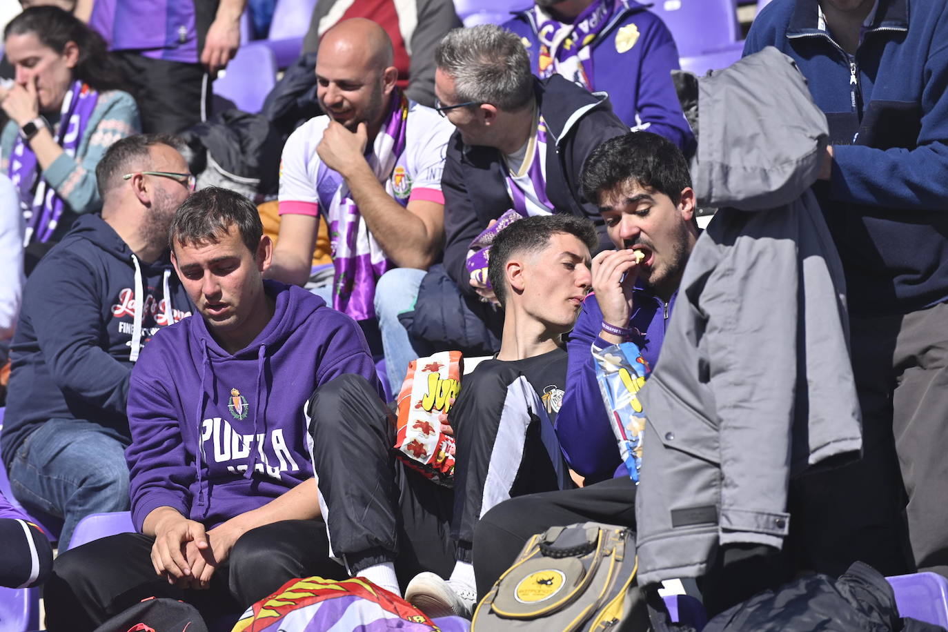 Búscate en la grada del estadio José Zorrilla (3/4)