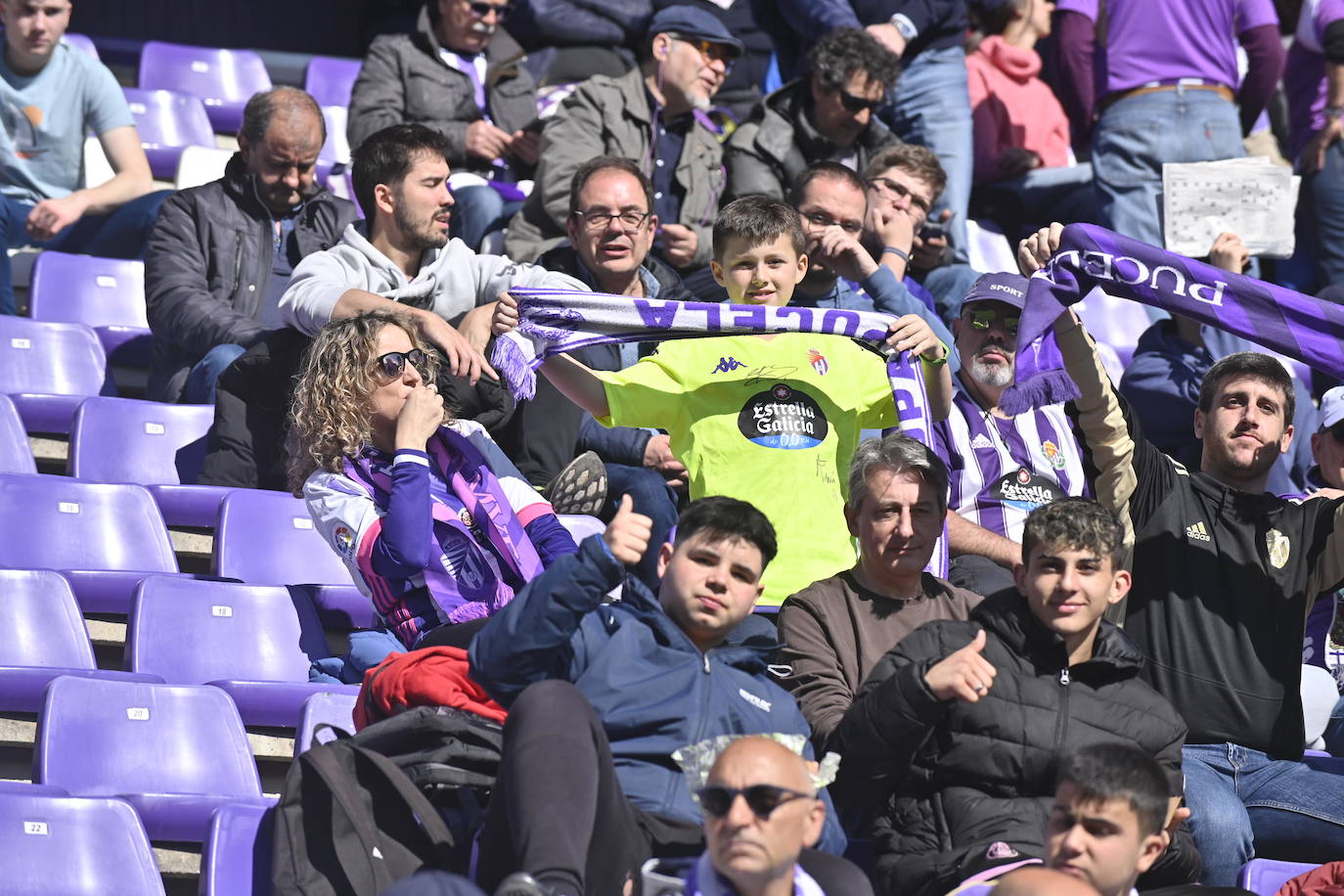 Búscate en la grada del estadio José Zorrilla (3/4)