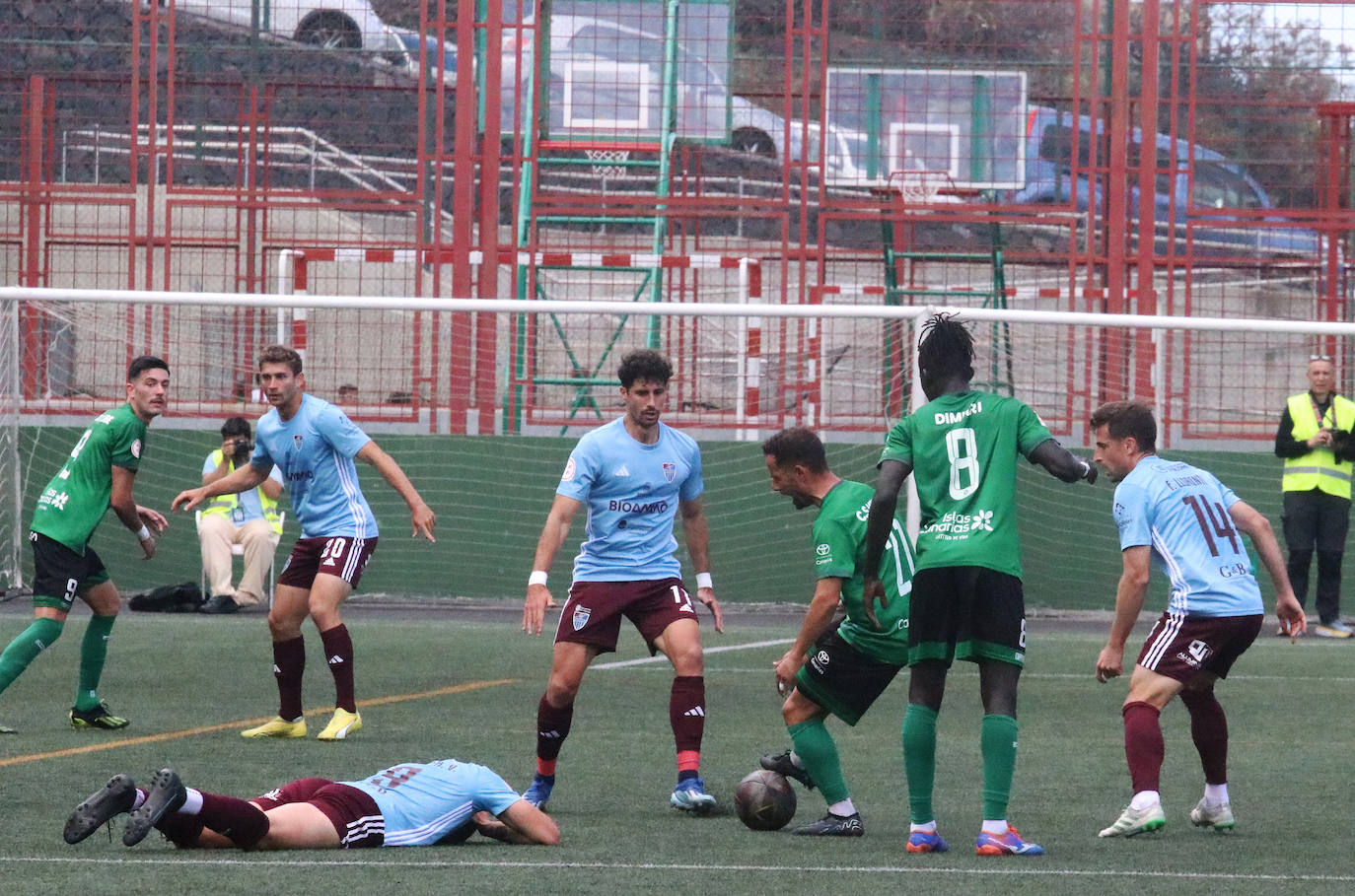 La derrota de la Segoviana en Canarias, en imágenes