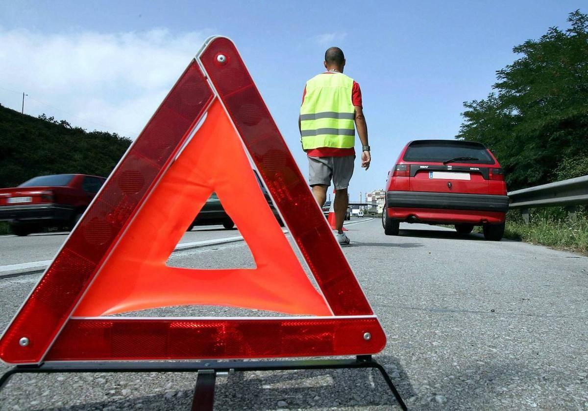 Parada de emergencia en una carretera.