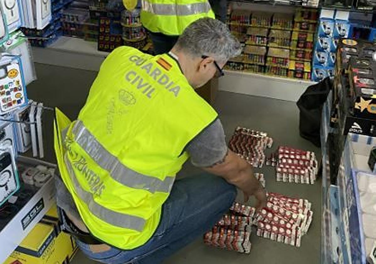Inspección llevada a cabo por agentes de la Guardia Civil.